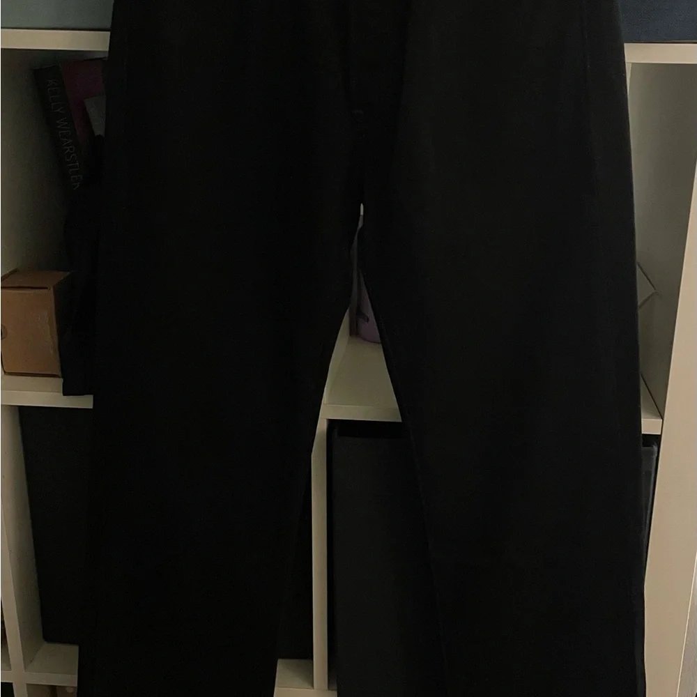 Levi's Men's Straight Black Denim Jeans - Picture 7 of 9